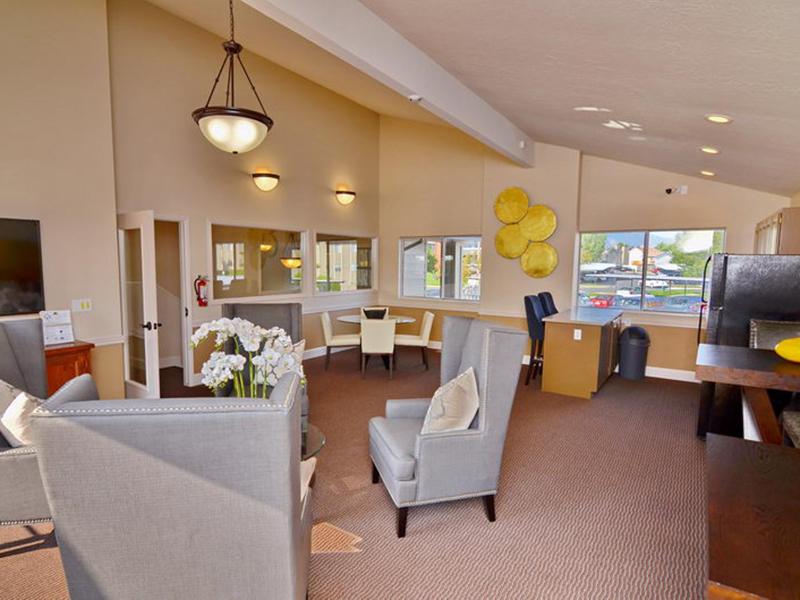 Clubhouse Interior | Fox Creek
