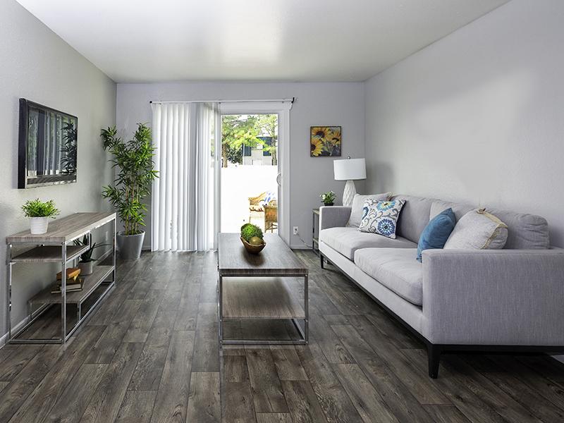 Living Room | Hidden Pointe