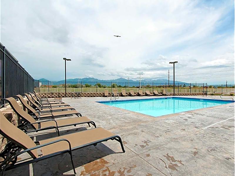 Pool | eGate Apartments in West Valley, UT