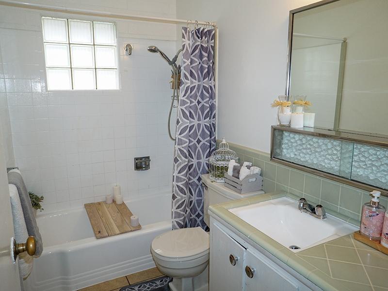 Bathroom | Highland Terrace