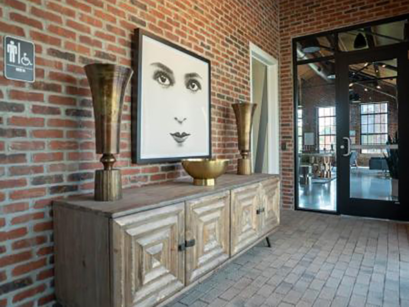 Clubhouse Entryway | Station 324 Apartments in Columbus, OH
