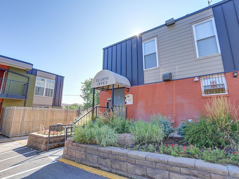 Leasing Office | Parkview Terrace Apartments in Thornton, CO
