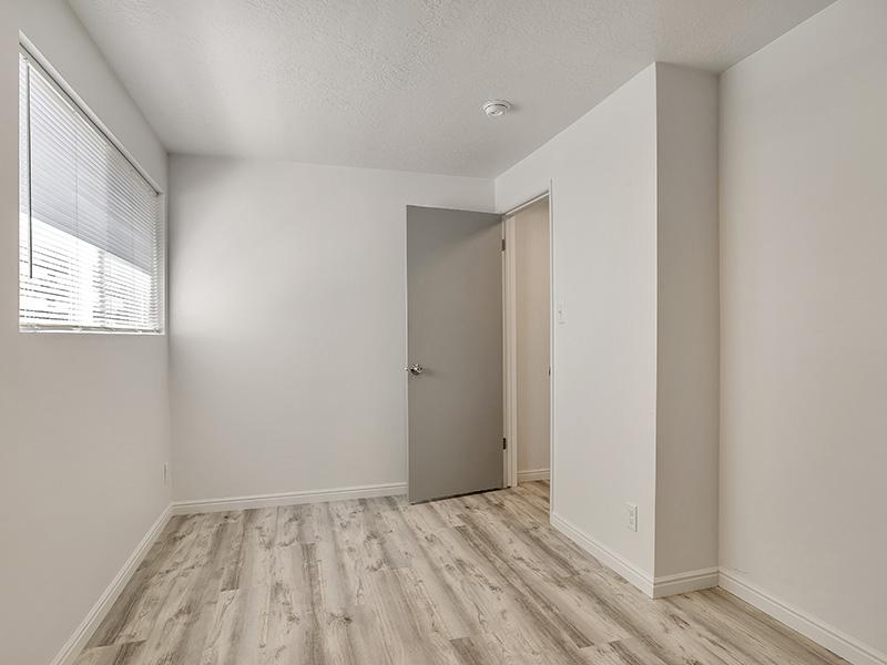 Room | Townhouse Court