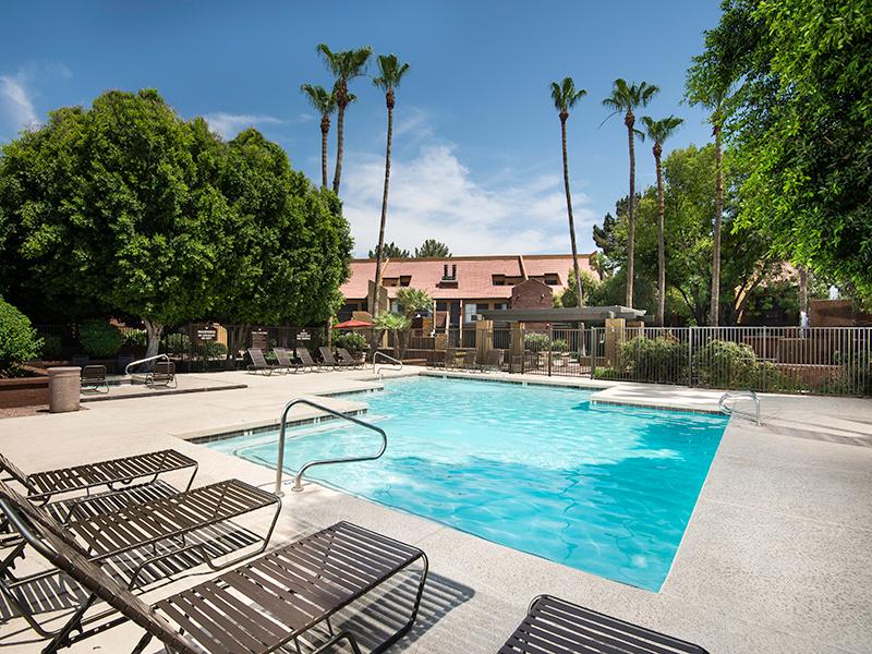 Waterford Place Apartments in Mesa, AZ 85210 Market