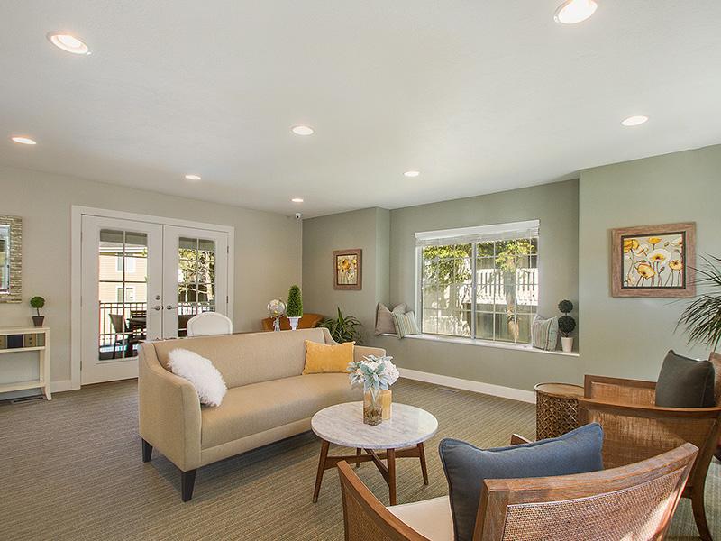 Clubhouse | Woods Crossing