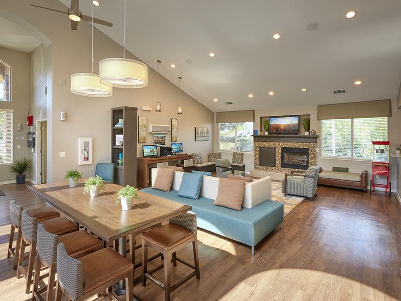 Clubhouse Lobby | Echo Ridge at North Hills Apartments in Northglenn, CO
