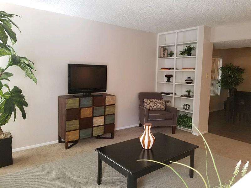 Front Room | Butterfield Trail Apartments