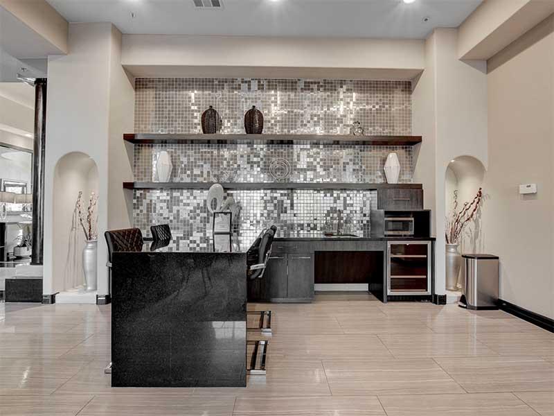 Clubhouse Kitchen | St Clair Apartments