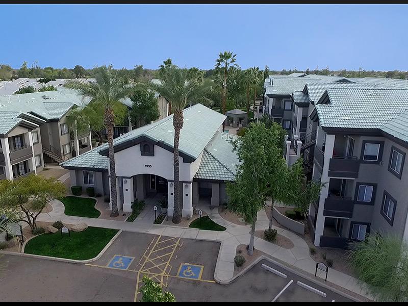 Exterior | Lindsay Palms Apartments