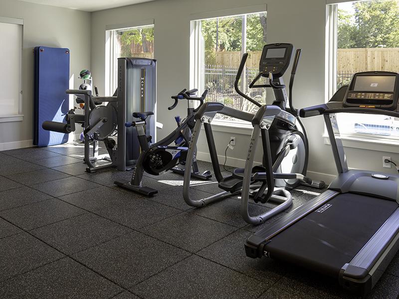 Gym| Haxton Apartments
