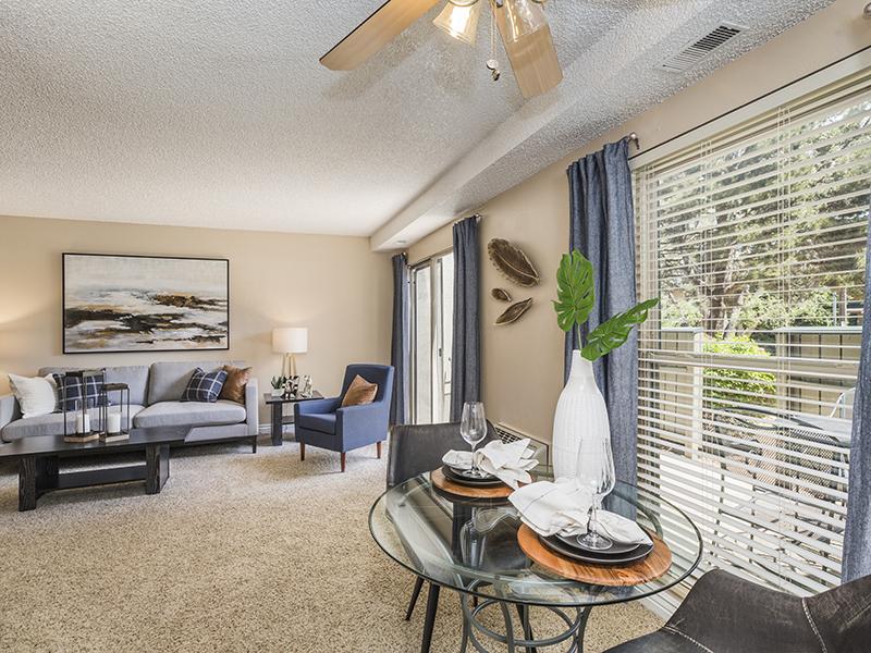 Dining Area | 25 Broadmoor