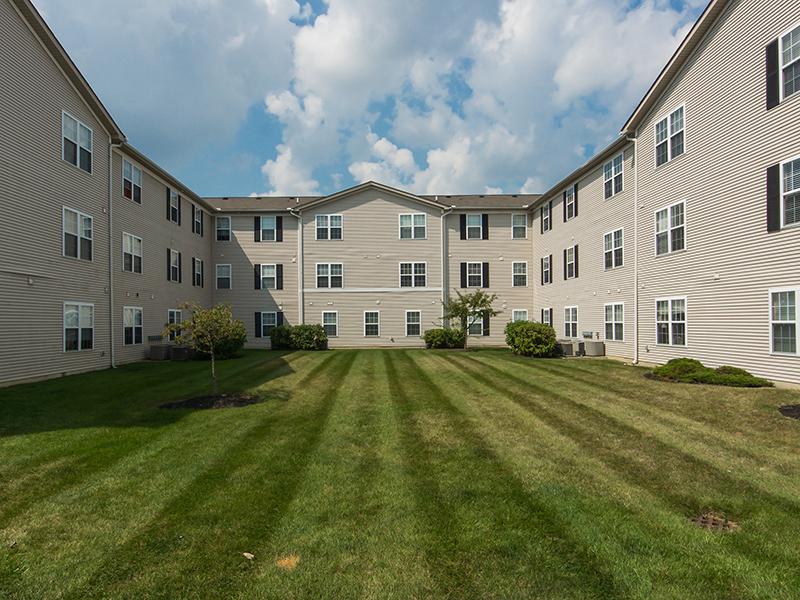 Courtyard | Sawmill Crossing