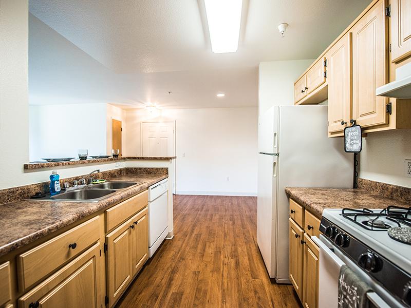 Kitchen | Alhambra at Mace Ranch