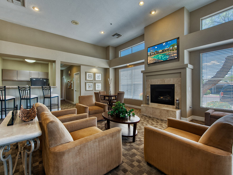 Clubhouse | Portola on Bell