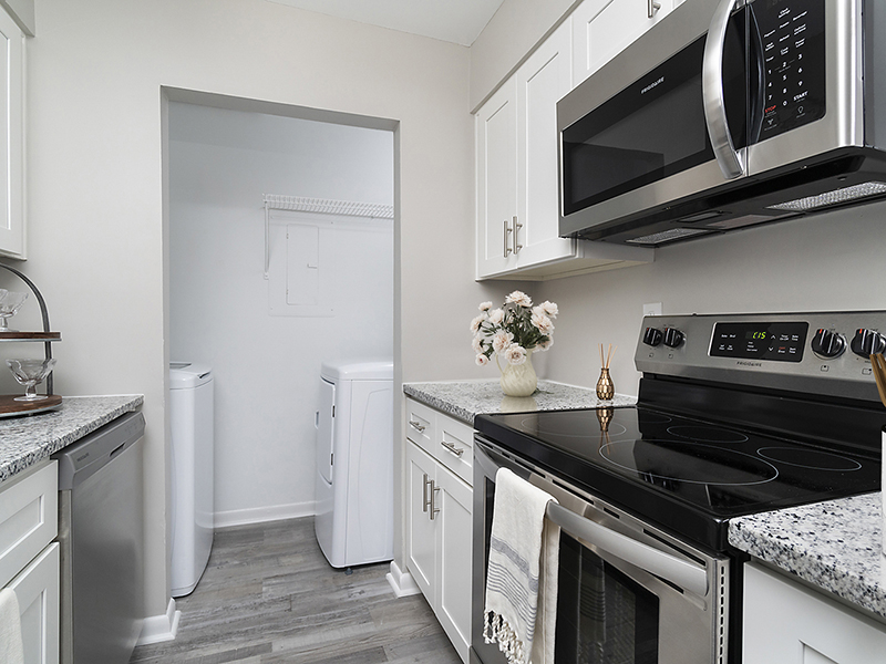 Kitchen | Orchard Park Apartments in Greenville, SC