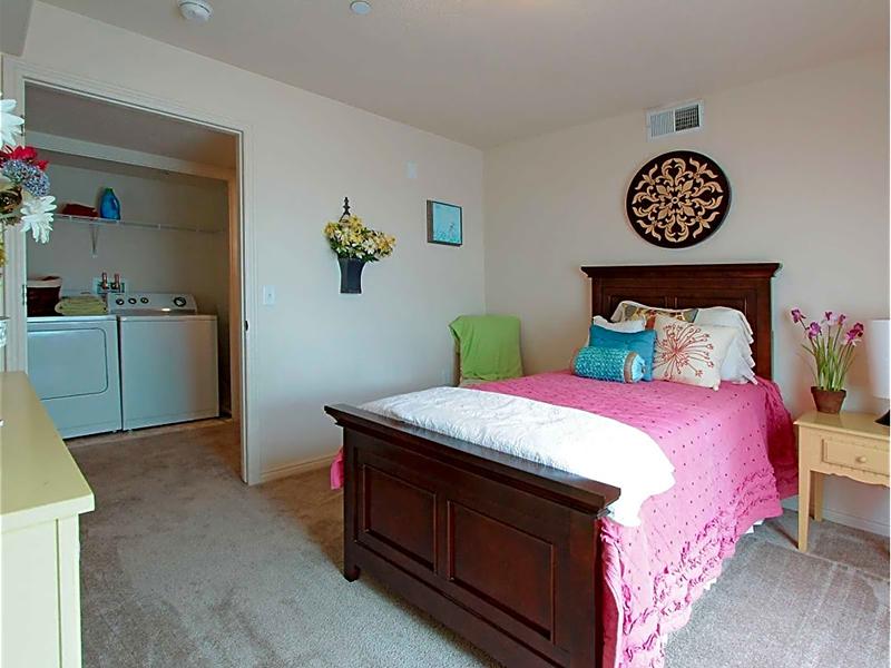 Washer & Dryer | eGate Apartments in West Valley, UT