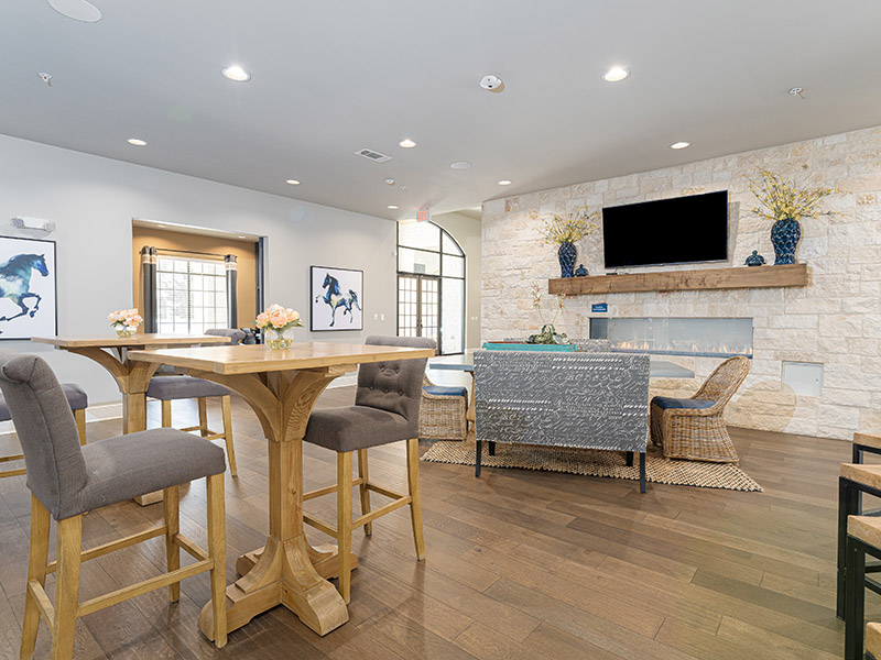 Resident Clubhouse | Cascadia Apartments in San Antonio, TX