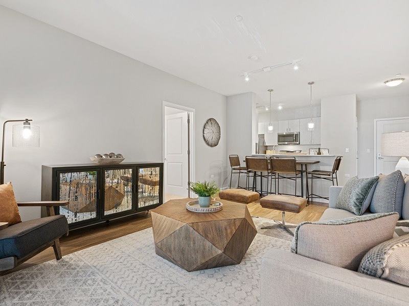 Living Area | The Reserve Apartments in Evanston, IL