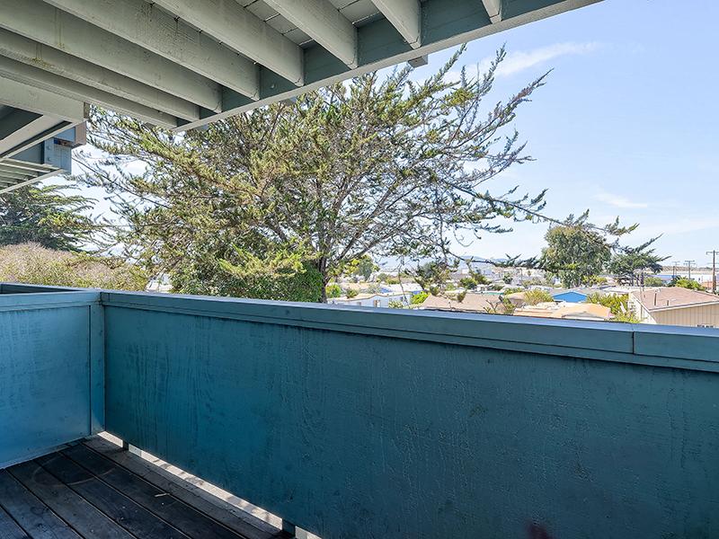 Balcony | SeaBreeze Apartment Homes