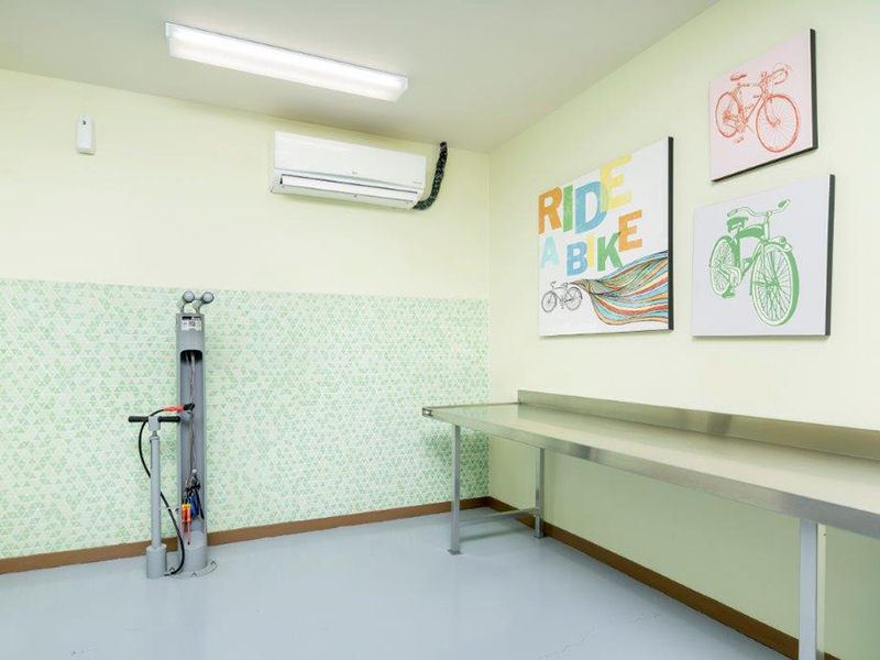 Bike Repair Room | Skye at McClintock Station Apartments in Tempe, AZ