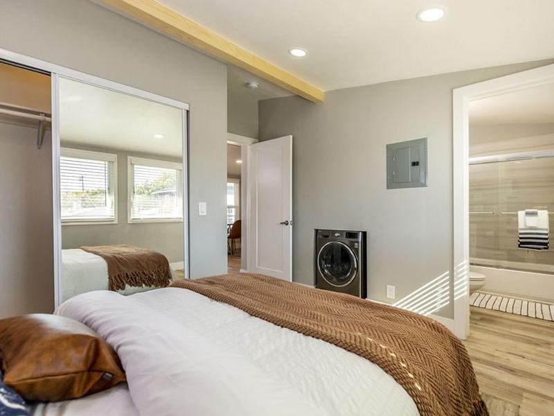 Room | The Parc at 1300 in Berkeley, CA