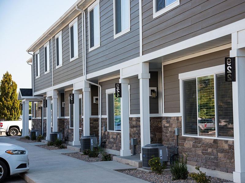 Exterior | Leads Calla Homes
