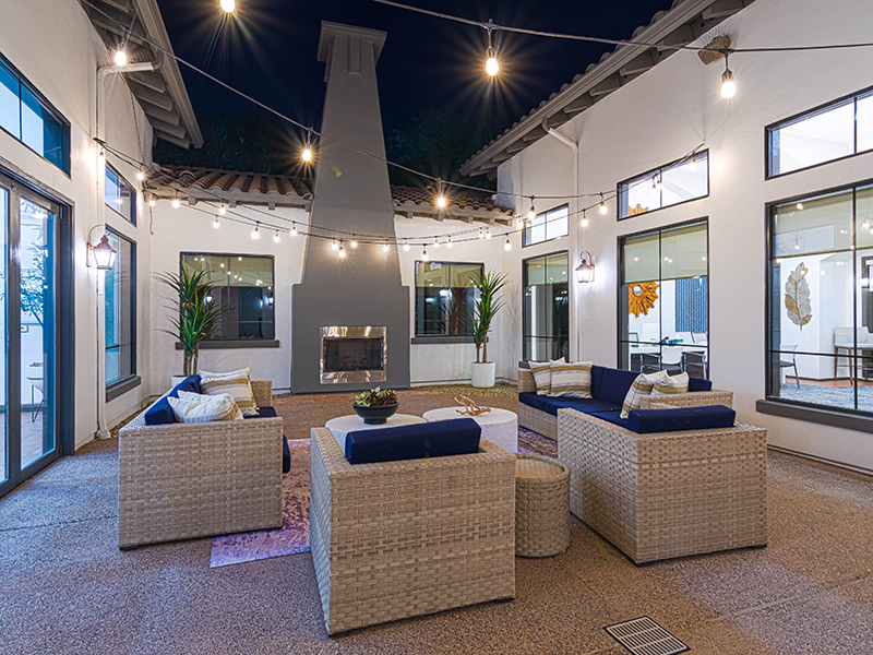 Outdoor Seating | Serafina Apartments