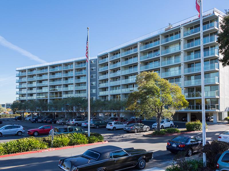 Building Exterior | Panomar Alameda CA Apartments