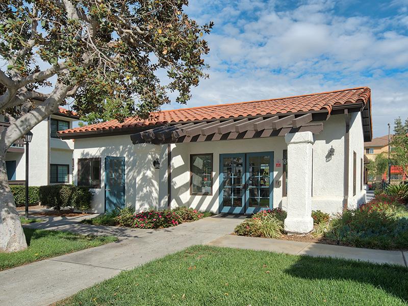 Club House Exterior | Costa Azul Senior
