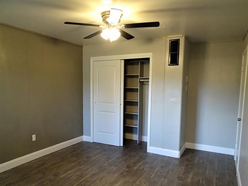Bedroom | Brick Maze Apartments in Nacogdoches, TX