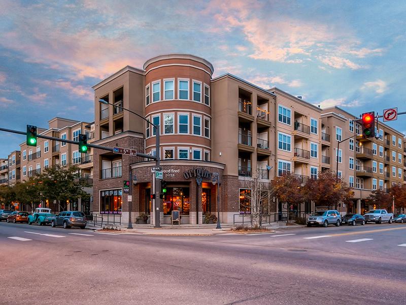 Exterior Building | Lincoln Place Apartments in Loveland, CO