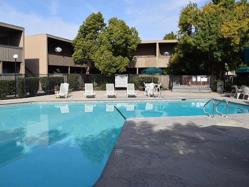 Amber Grove Apts in Sacramento, CA