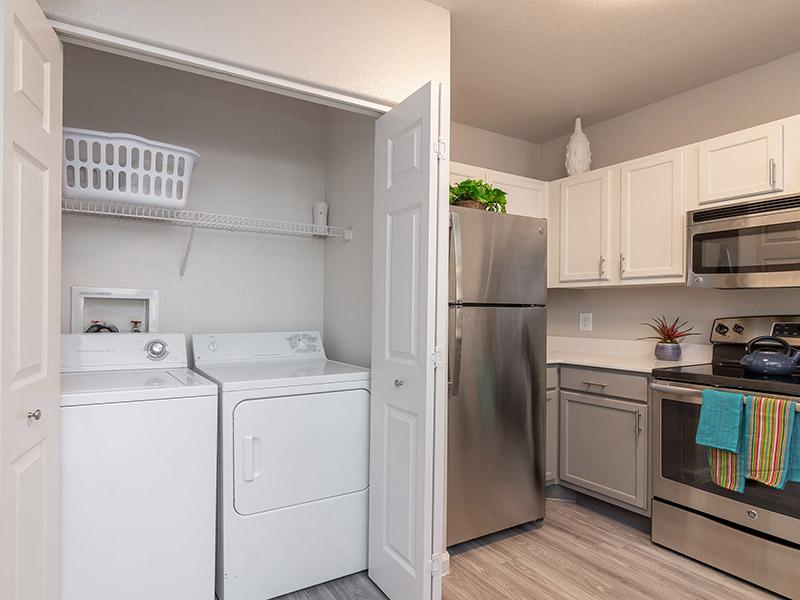 Kitchen | Washer & Dryer | Allegro at Tanoan Albuquerque | Roma