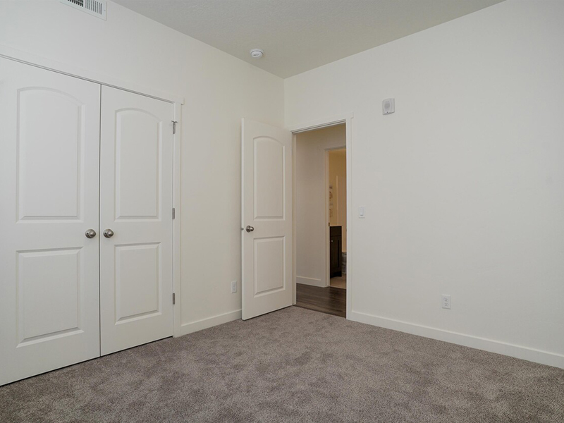 Large Bedrooms | Jaybird Apartments