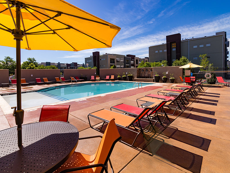 Apartments with a Pool | Arista Flats