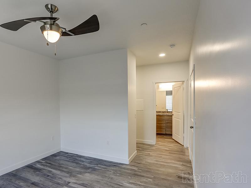 Master Bed | Clearfield Junction