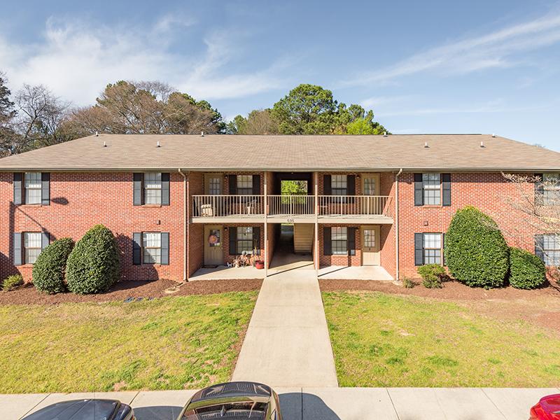 Cross Creek Cove Apartments in Fayetteville, NC 28314 Market Apartments