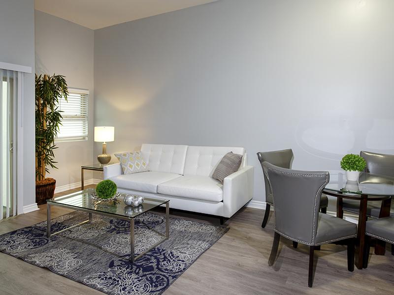 Living Room | Hollywood View Towers
