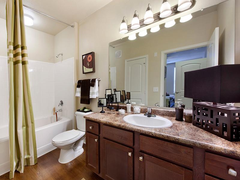 The Park at Southwood Apartments in Tallahassee, FL 32311 | Market Apartments