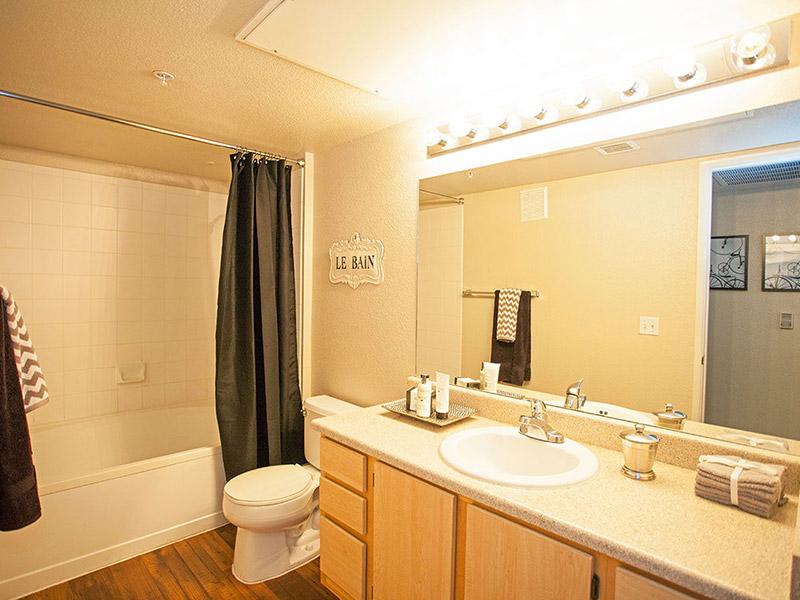Rio Santa Fe Apartments in Avondale, AZ