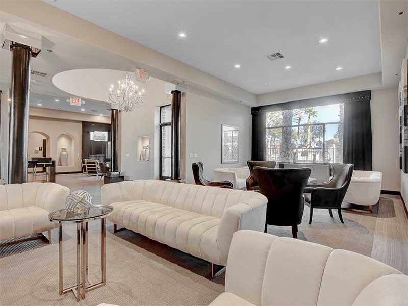 Clubhouse Lounge | St Clair Apartments