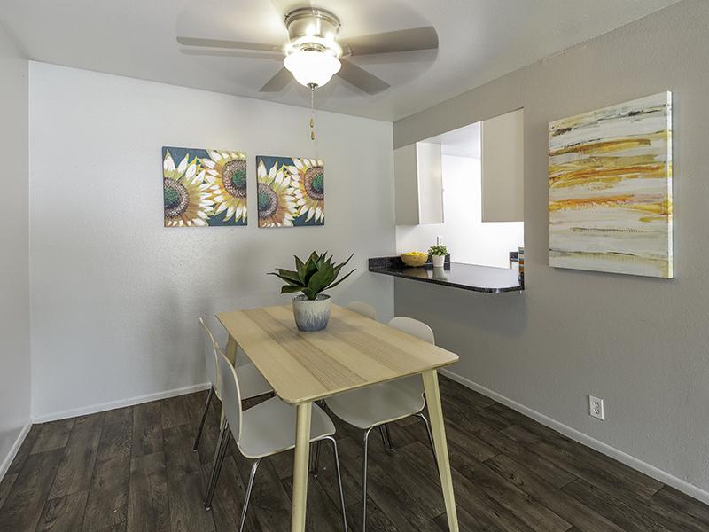 Dining Room | Hidden Pointe