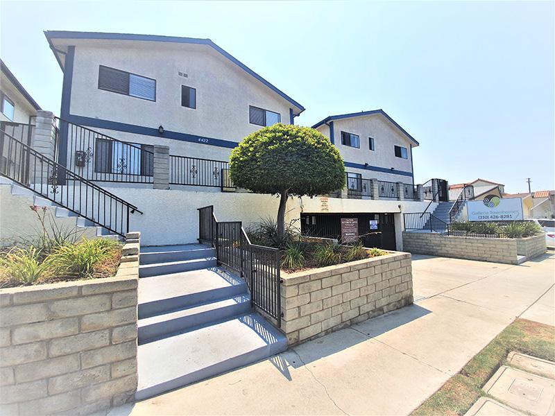 Building | Galleria Townhomes