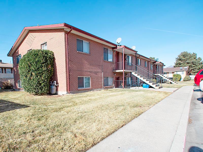 Building Exterior | Cascade Ridge