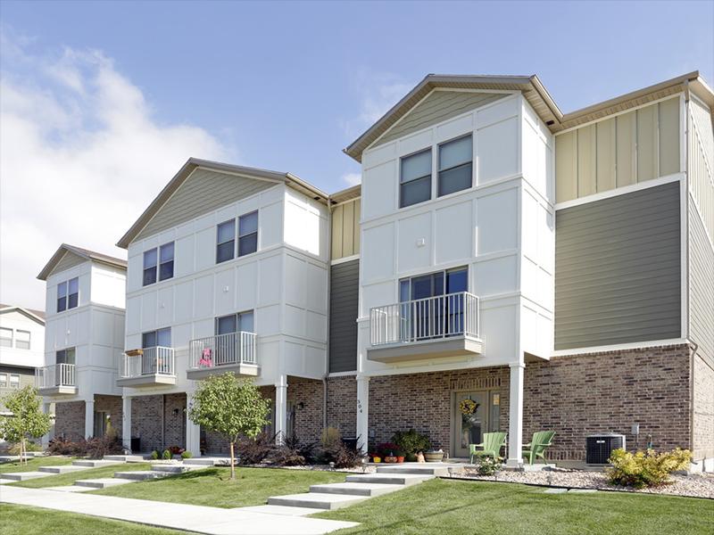 Exterior | Bella Grace