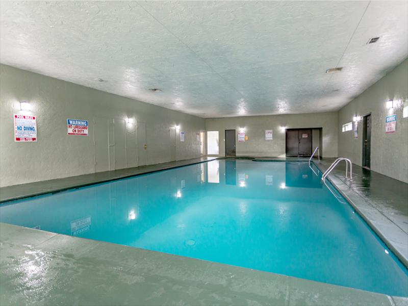 Swimming Pool | Cherry Ridge Apartments