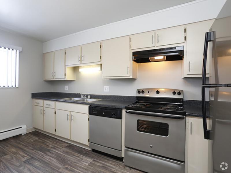 Kitchen | Franklin Flats