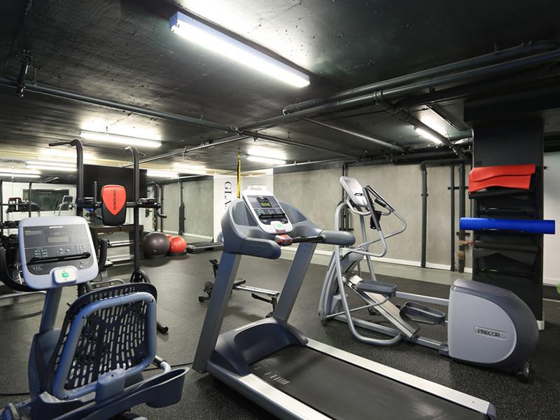 Gym | Glasdore Lofts Apartments