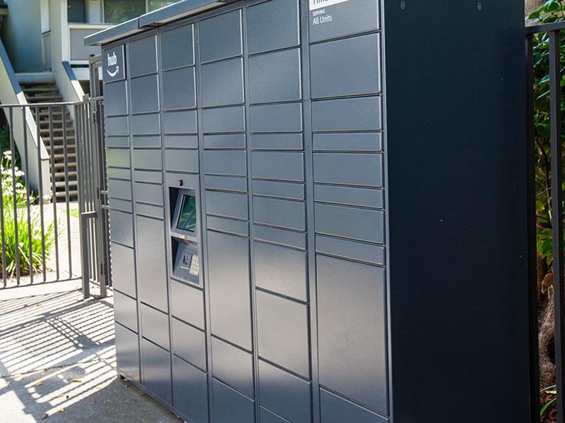 Hub Lockers | Apartments in Hayward, CA