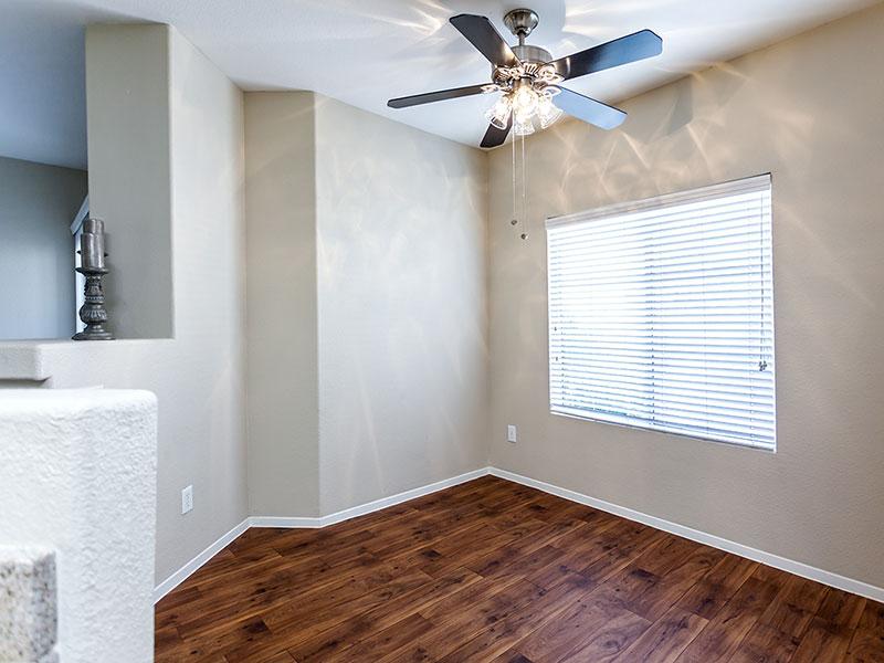 Kitchen | The Avondale Apartments in Las Vegas